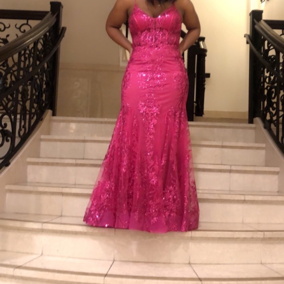 Eve’s Boutique Dresses & Skirts - Prom dress